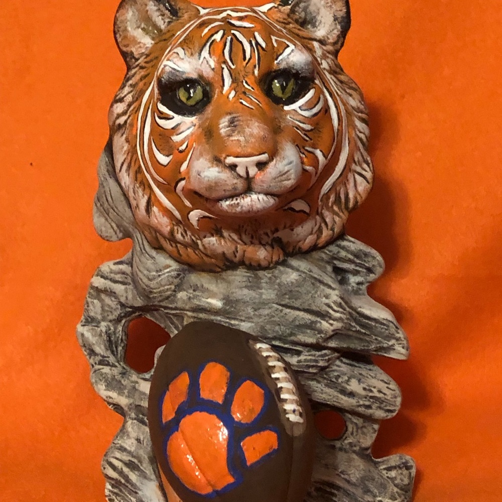Clemson Tiger - Picture 7 of 7